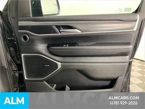 Used 2023 Jeep Wagoneer Series II image 42