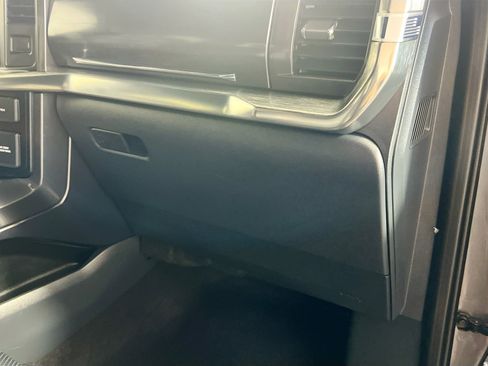 Used 2023 Ford F150 Lariat AWD/4WD image 33