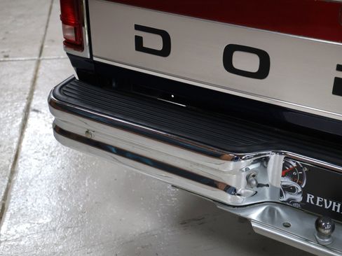 Used 1992 Dodge D/W Truck 150 image 40