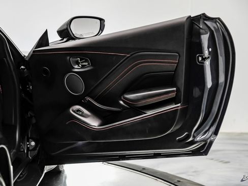 Used 2023 Aston Martin V12 Vantage RWD image 85