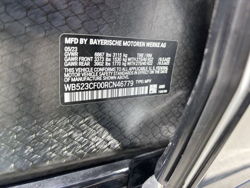 Used 2024 BMW iX xDrive50 w/ Sport Package AWD/4WD image 37