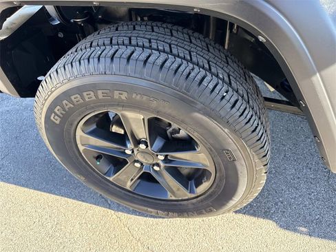 Used 2021 Jeep Wrangler Unlimited Sport image 30