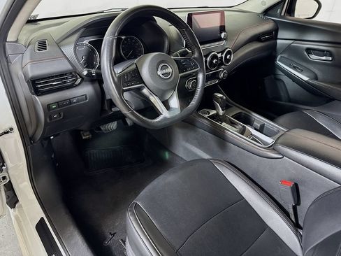 Used 2024 Nissan Sentra SR w/ SR Premium Package FWD image 7