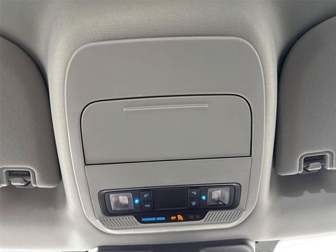 Used 2025 Ford F150 XLT w/ Equipment Group 301A Standard AWD/4WD image 6