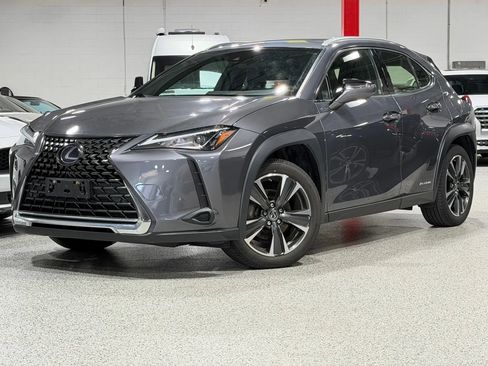 Used 2019 Lexus UX 250h AWD/4WD image 2