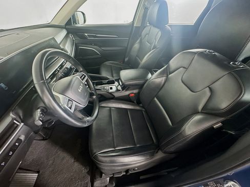Used 2025 Kia Telluride S AWD/4WD image 13