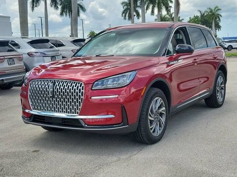 Certified 2023 Lincoln Corsair FWD image 3