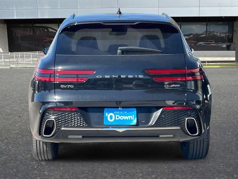 Used 2025 Genesis GV70 2.5T image 8