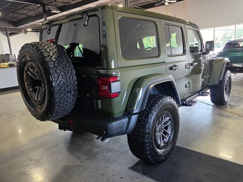 Used 2024 Jeep Wrangler Unlimited Rubicon 392 AWD/4WD image 4