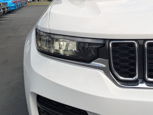 New 2026 Jeep Grand Cherokee 2WD image 17