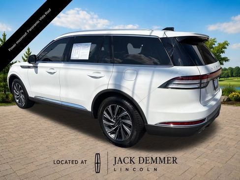 Certified 2025 Lincoln Aviator AWD image 4