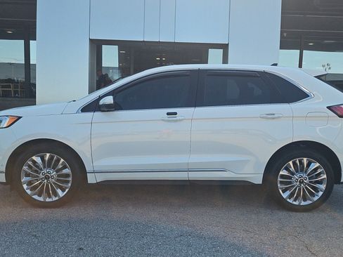 Used 2024 Ford Edge Titanium w/ Titanium Elite Package AWD/4WD image 2