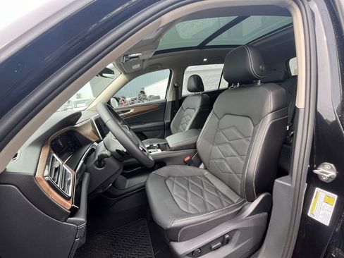 Used 2026 Volkswagen Atlas SE AWD/4WD image 13