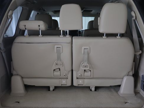 Used 2013 Toyota Land Cruiser AWD/4WD image 23