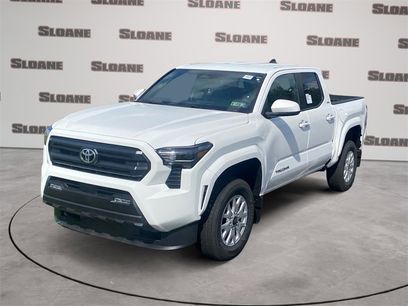 New 2025 Toyota Tacoma SR5
