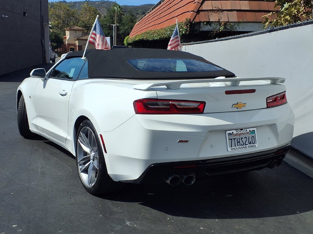 Used 2016 Chevrolet Camaro SS RWD image 6