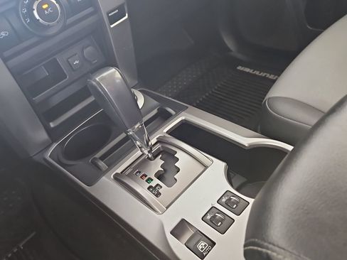 Used 2020 Toyota 4Runner SR5 Premium w/ Moonroof Package AWD/4WD image 14
