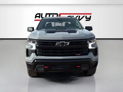 Used 2024 Chevrolet Silverado 1500 LT Trail Boss w/ Convenience Package II AWD/4WD image 2