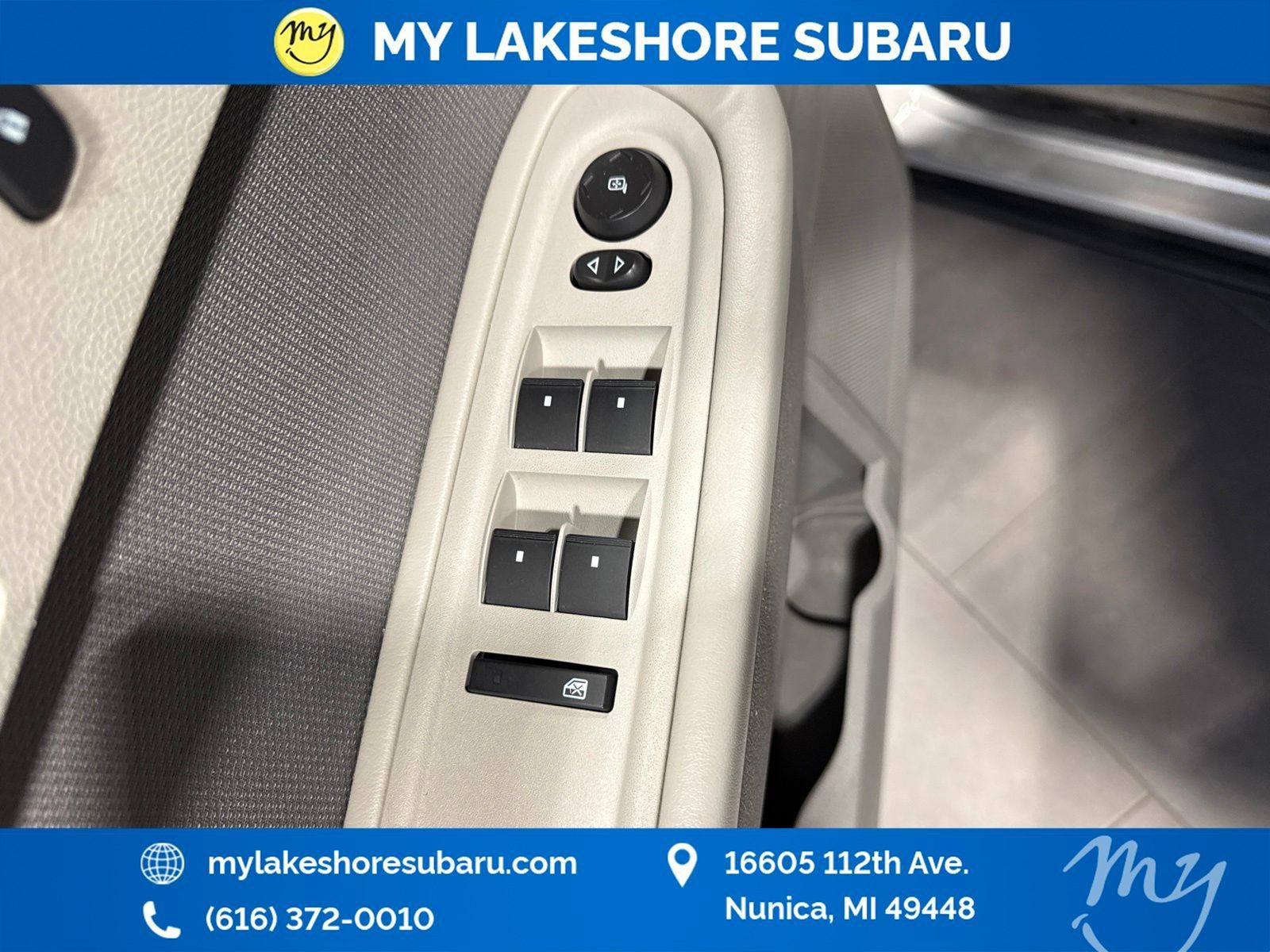 Used 2010 Chevrolet Traverse LS FWD image 11