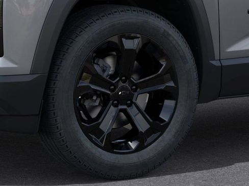 New 2026 Chevrolet Equinox LT w/ Convenience Package II FWD image 9