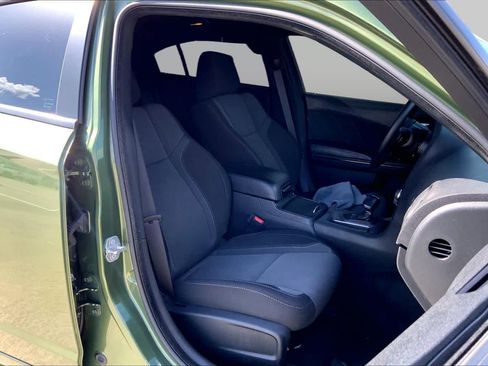 Used 2021 Dodge Charger SXT w/ Blacktop Package RWD image 9