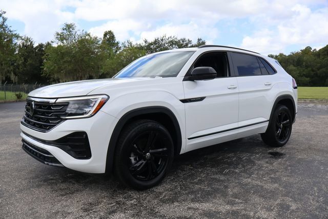 Certified 2025 Volkswagen Atlas Cross Sport SEL R-Line AWD/4WD image 4