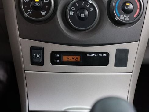 Used 2011 Toyota Corolla LE FWD image 33