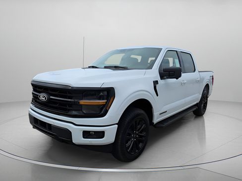 New 2025 Ford F150 XLT w/ Equipment Group 302A MID image 11