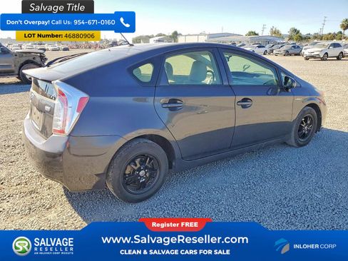 Used 2015 Toyota Prius Two image 4