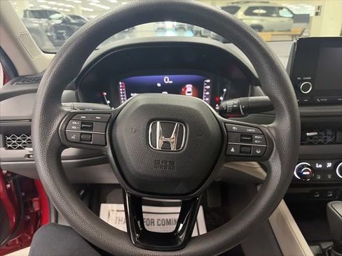 Used 2024 Honda Accord EX image 15