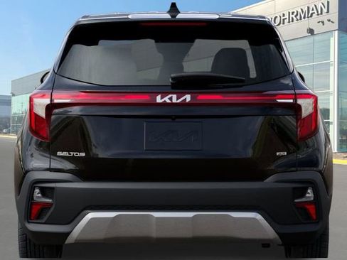 New 2026 Kia Seltos LX image 13