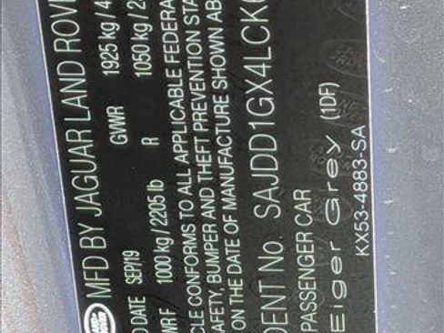 Used 2020 Jaguar F-TYPE Coupe image 22