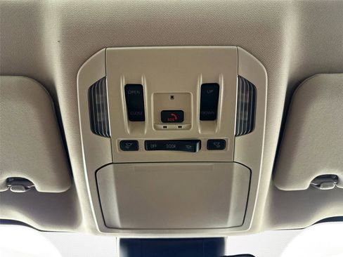 New 2026 Toyota Highlander Limited image 24