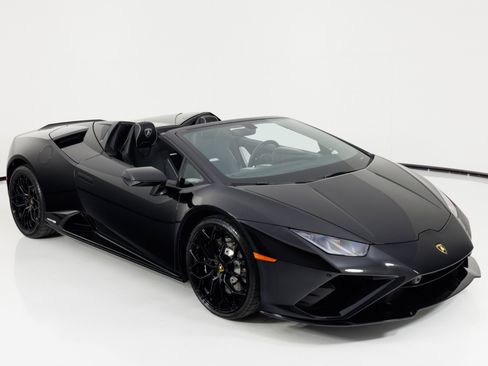 Used 2021 Lamborghini Huracan EVO RWD image 56