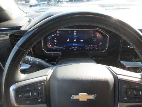 Certified 2025 Chevrolet Silverado 3500 LTZ w/ LTZ Premium Package AWD/4WD image 34