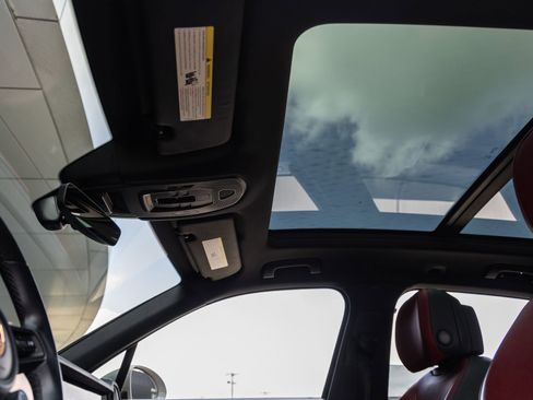 Certified 2024 Porsche Cayenne image 25