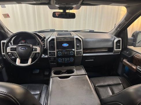 Used 2019 Ford F150 Lariat image 29