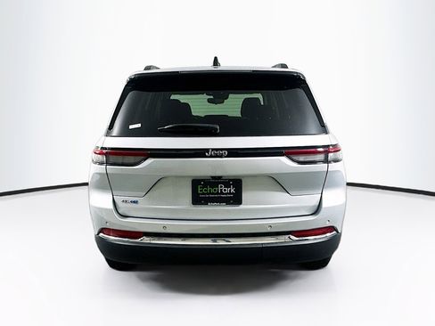Used 2023 Jeep Grand Cherokee 4WD 4xe image 7