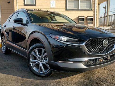 Used 2025 MAZDA CX-30 AWD 2.5 S w/ Preferred Package image 3