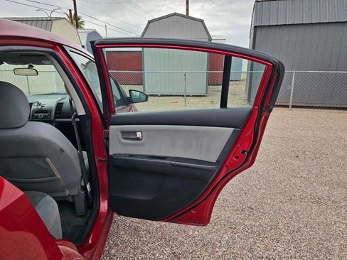 Used 2012 Nissan Sentra 2.0 S image 4