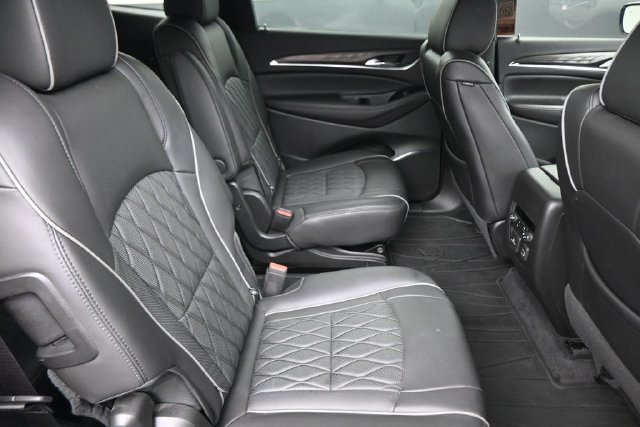 Used 2023 Buick Enclave Avenir w/ Avenir Technology Package AWD/4WD image 24