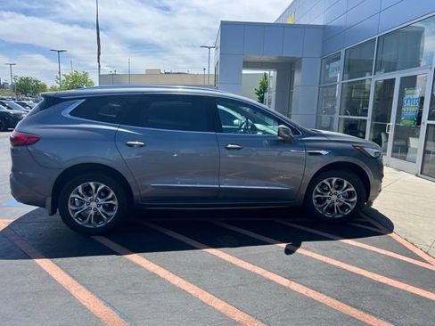 Used 2020 Buick Enclave Avenir w/ Avenir Technology Package AWD/4WD image 6