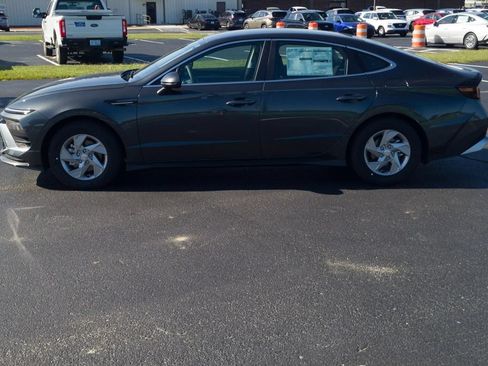 New 2026 Hyundai Sonata SE FWD image 9