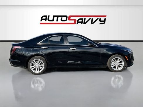 Used 2025 Cadillac CT4 Luxury RWD image 8