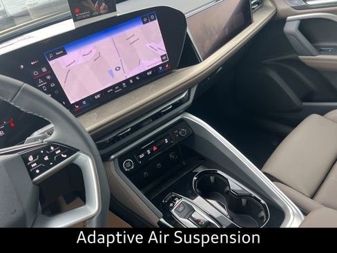 New 2025 Audi Q5 Prestige image 17