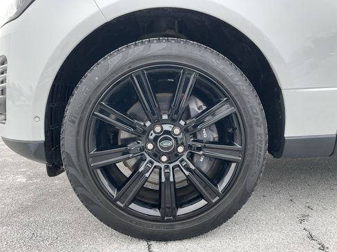 Used 2021 Land Rover Range Rover Westminster Edition image 9