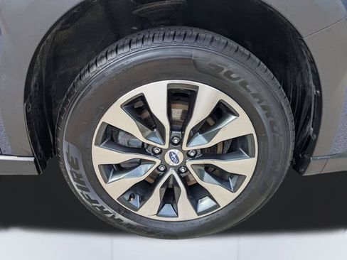 Used 2023 Subaru Outback Limited AWD/4WD image 11