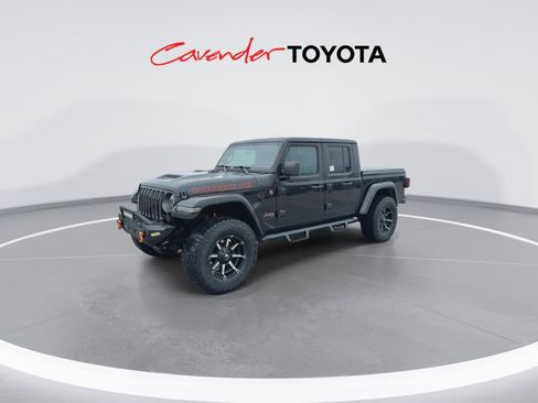 Used 2022 Jeep Gladiator Mojave w/ Cold Weather Group AWD/4WD image 4