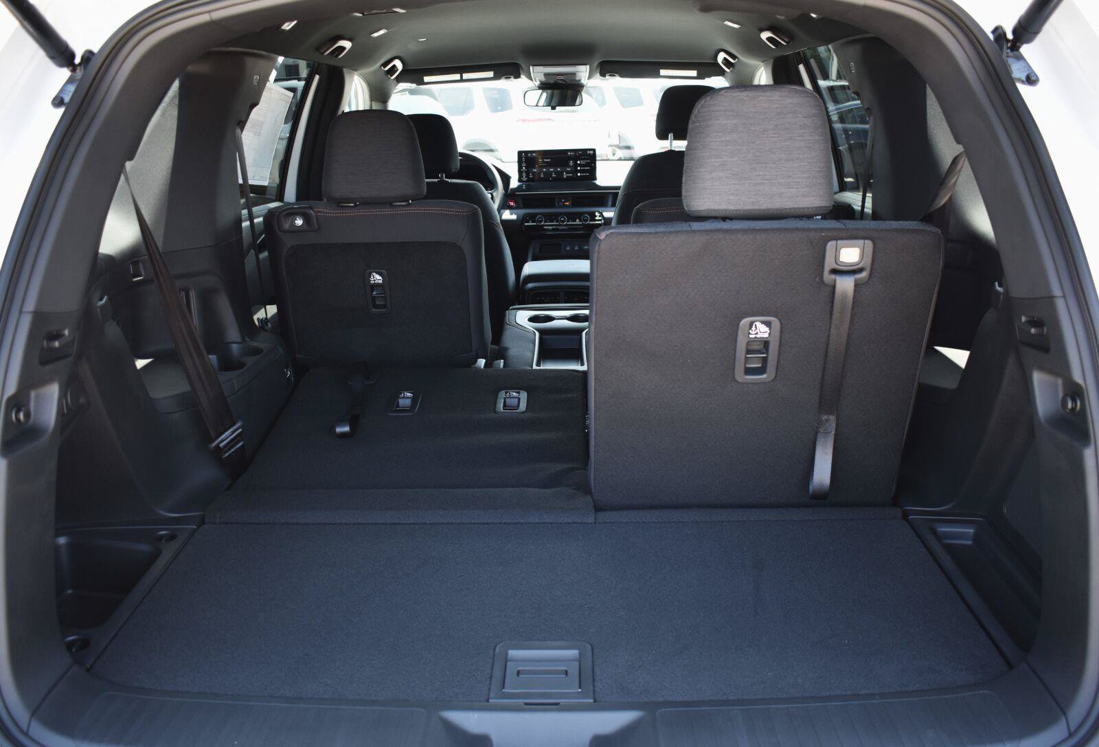 New 2026 Honda Pilot Sport image 15
