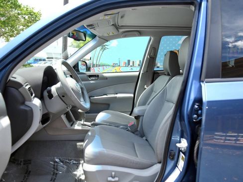 Used 2010 Subaru Forester 2.5X Limited AWD/4WD image 19
